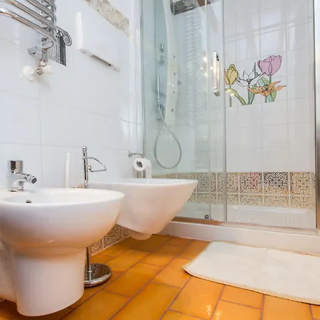 Couette-café Antico Cortile 4*