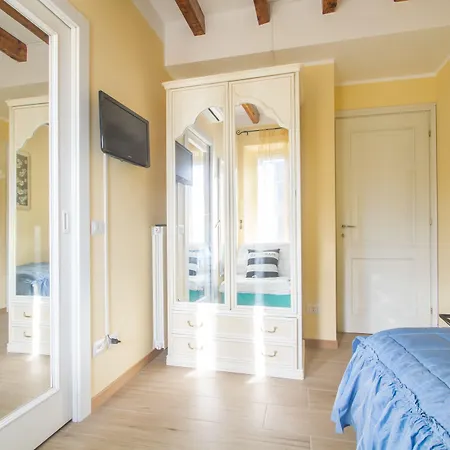 Antico Cortile Bed & Breakfast 4*