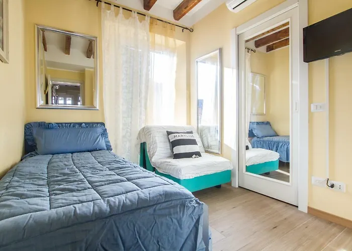 B＆b アンティコ コルティーレ ベッド・アンド・ブレックファスト ミラノ